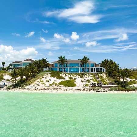 Grace Bay Club Hotel Exterior photo