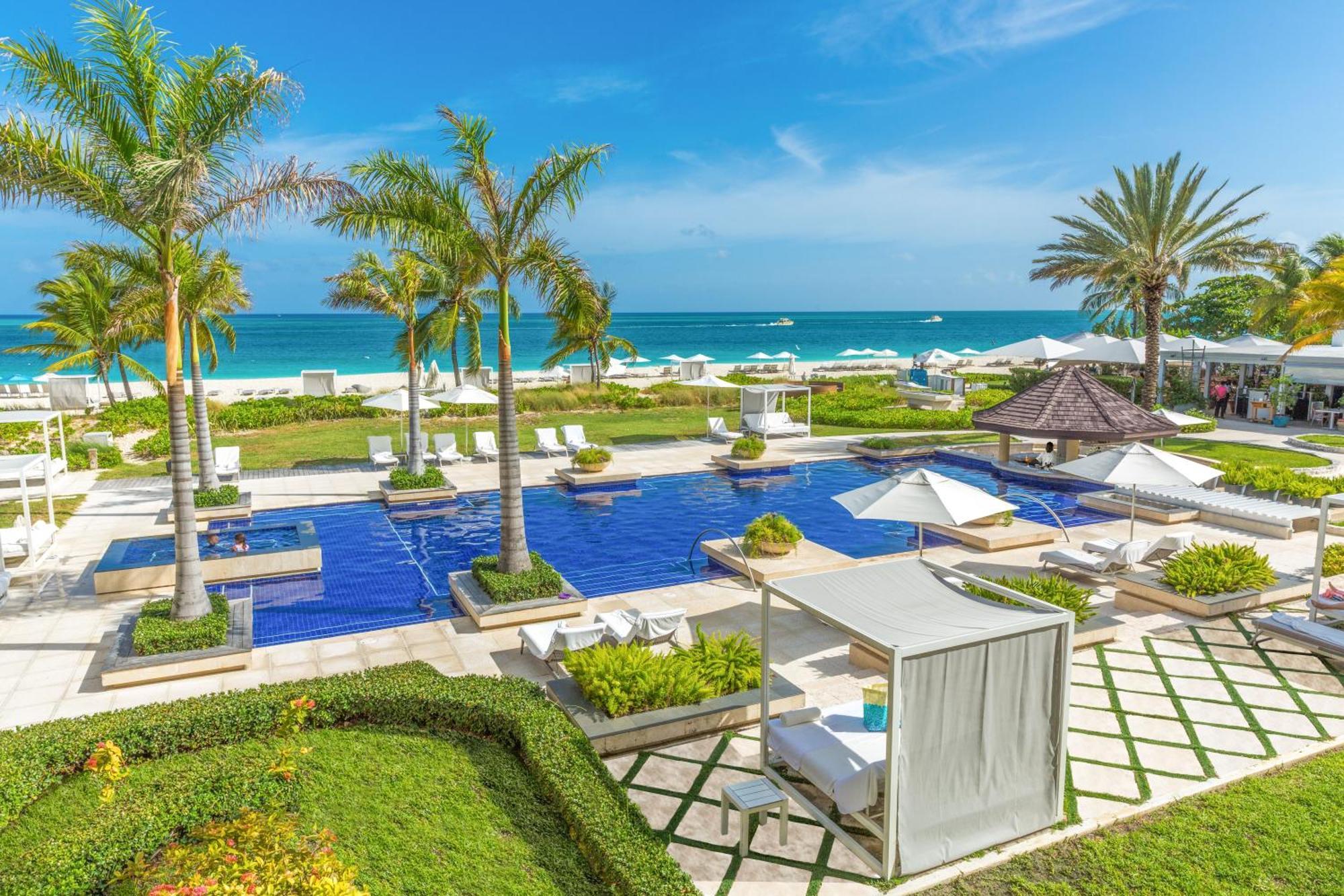 Grace Bay Club Hotel Exterior photo
