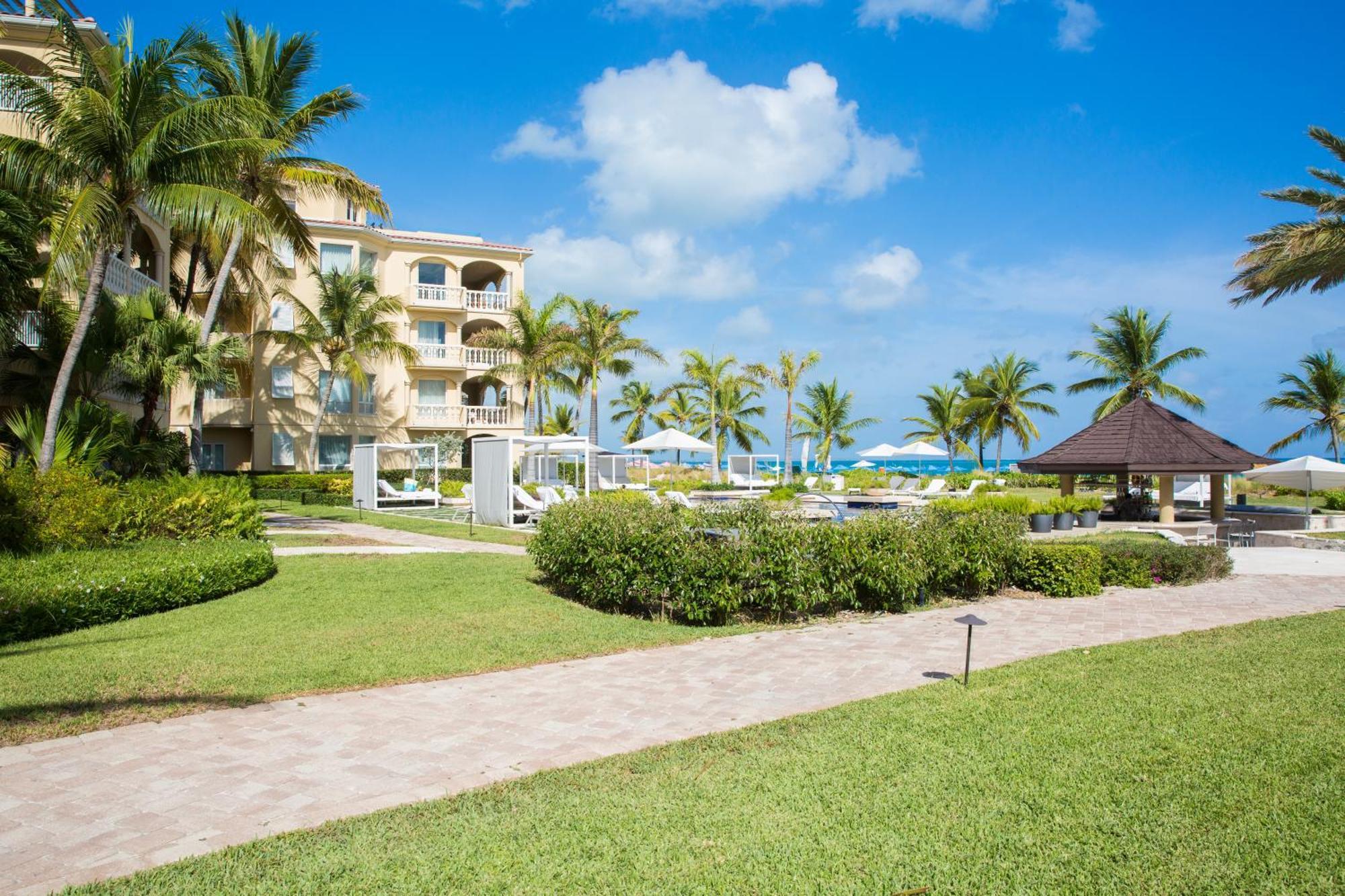Grace Bay Club Hotel Exterior photo